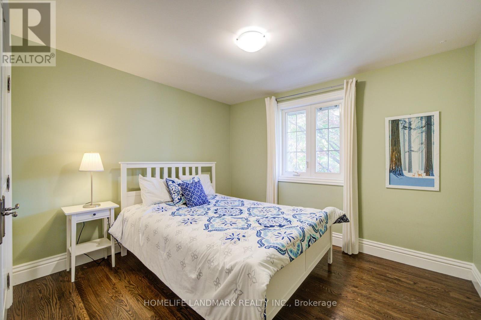 38 Balfour Drive, Hamilton, ON - Indoor Photo Showing Bedroom