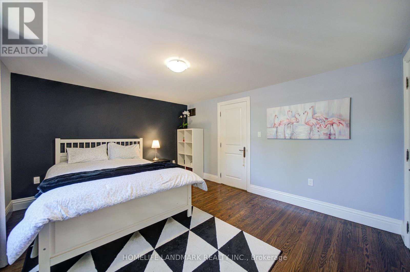 38 Balfour Drive, Hamilton, ON - Indoor Photo Showing Bedroom