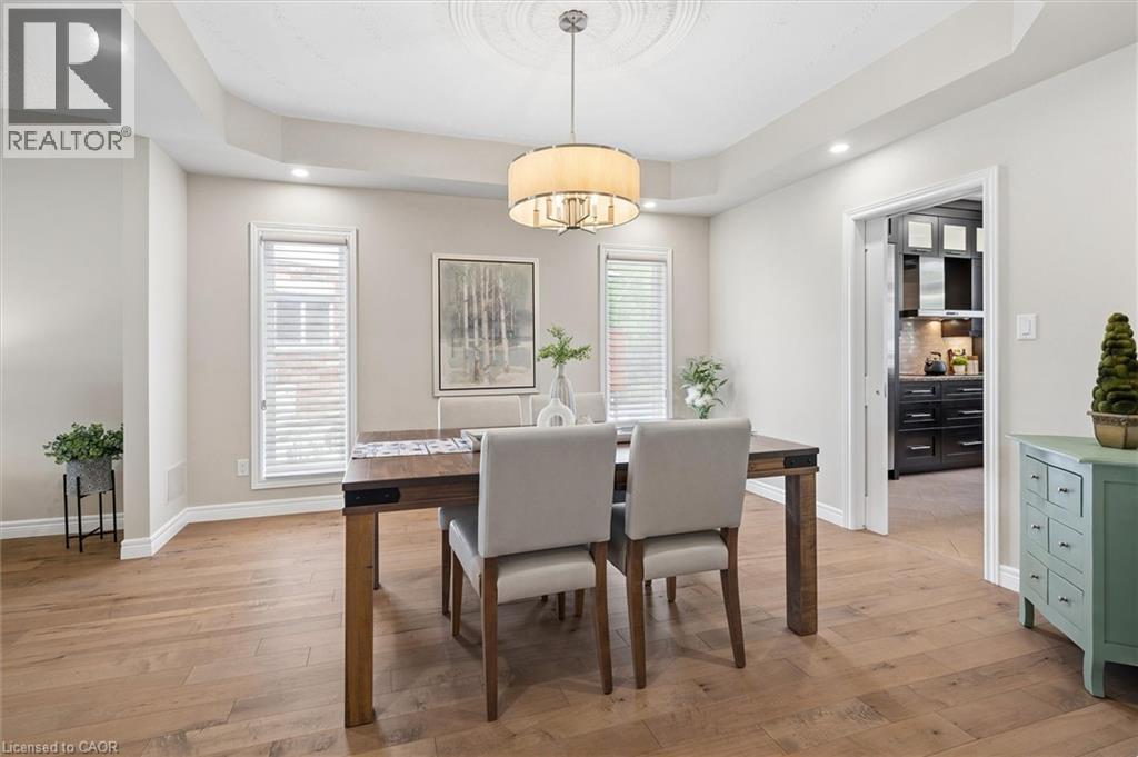 697 Breakwater Crescent, Waterloo, ON - Indoor Photo Showing Dining Room