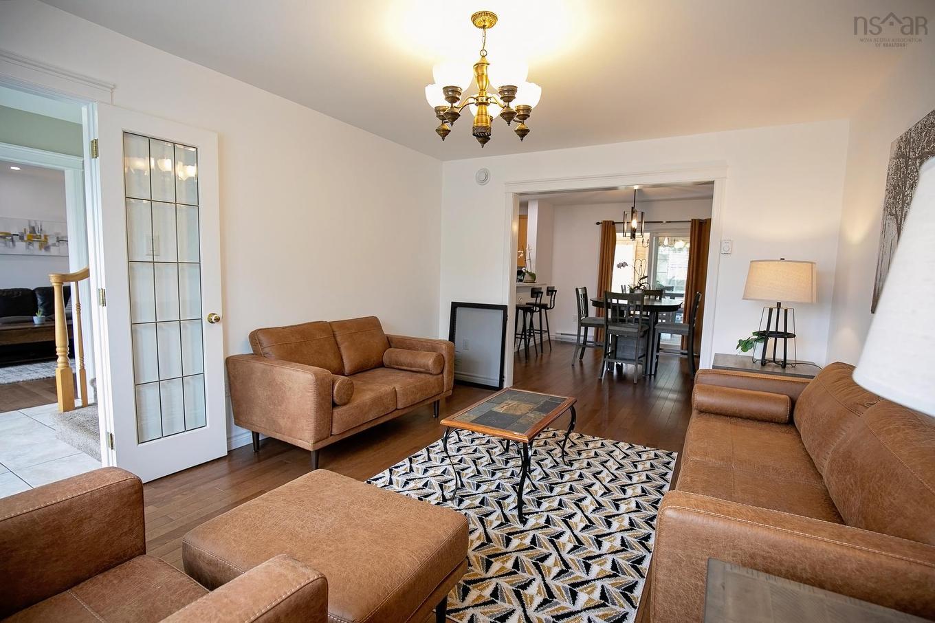 8 Penny Lane, Amherst, NS