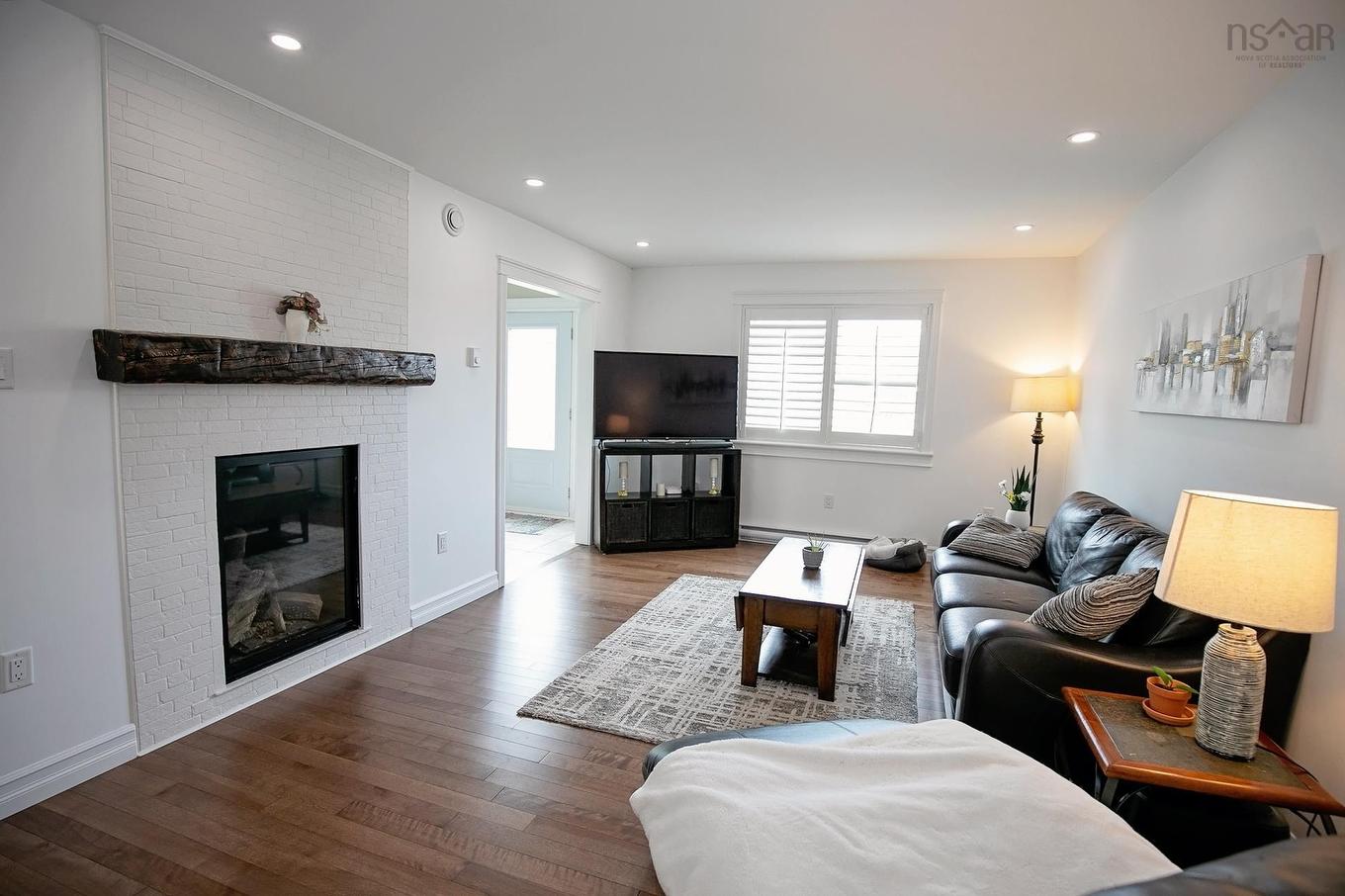 8 Penny Lane, Amherst, NS