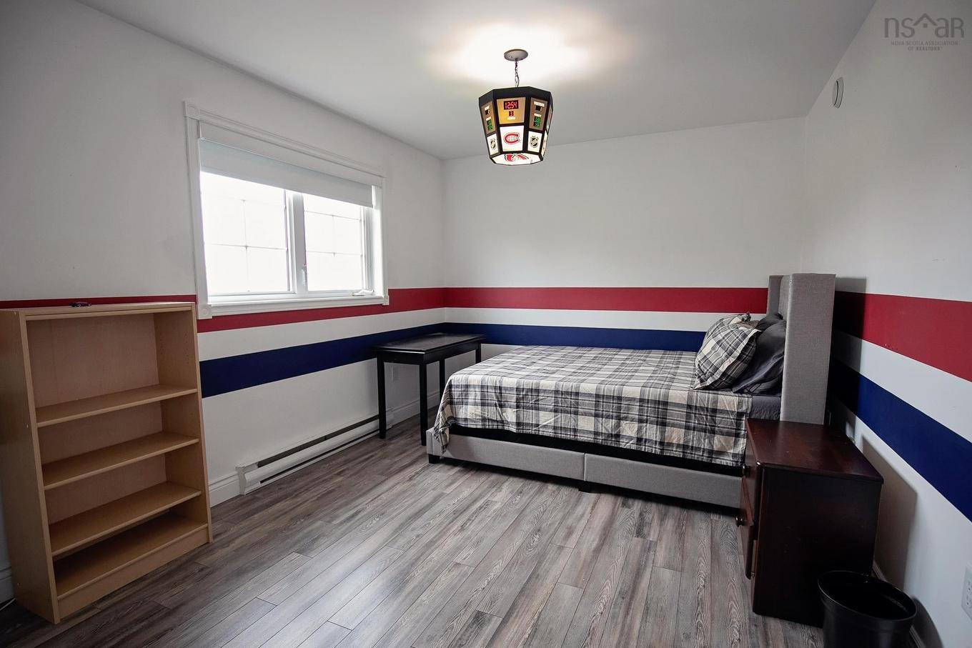 8 Penny Lane, Amherst, NS