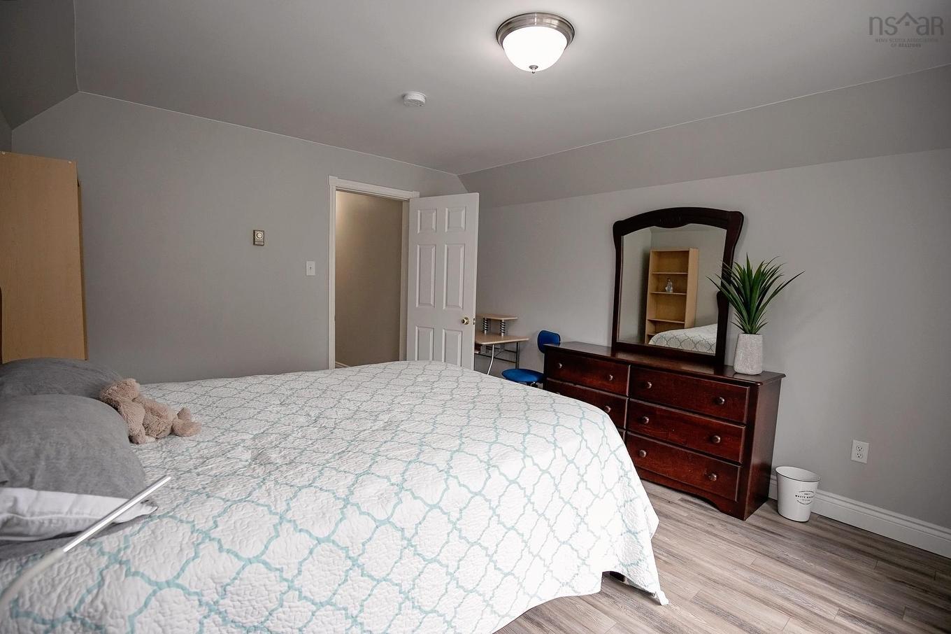 8 Penny Lane, Amherst, NS