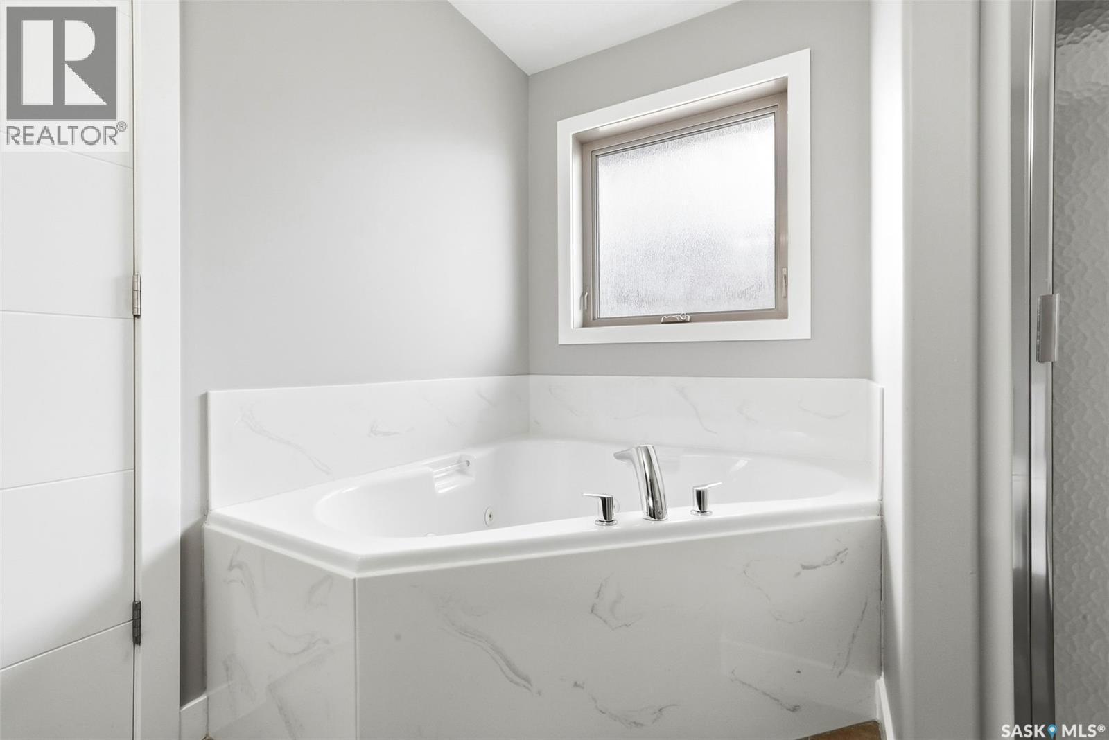 3825 Green Moss Bay, Regina, SK