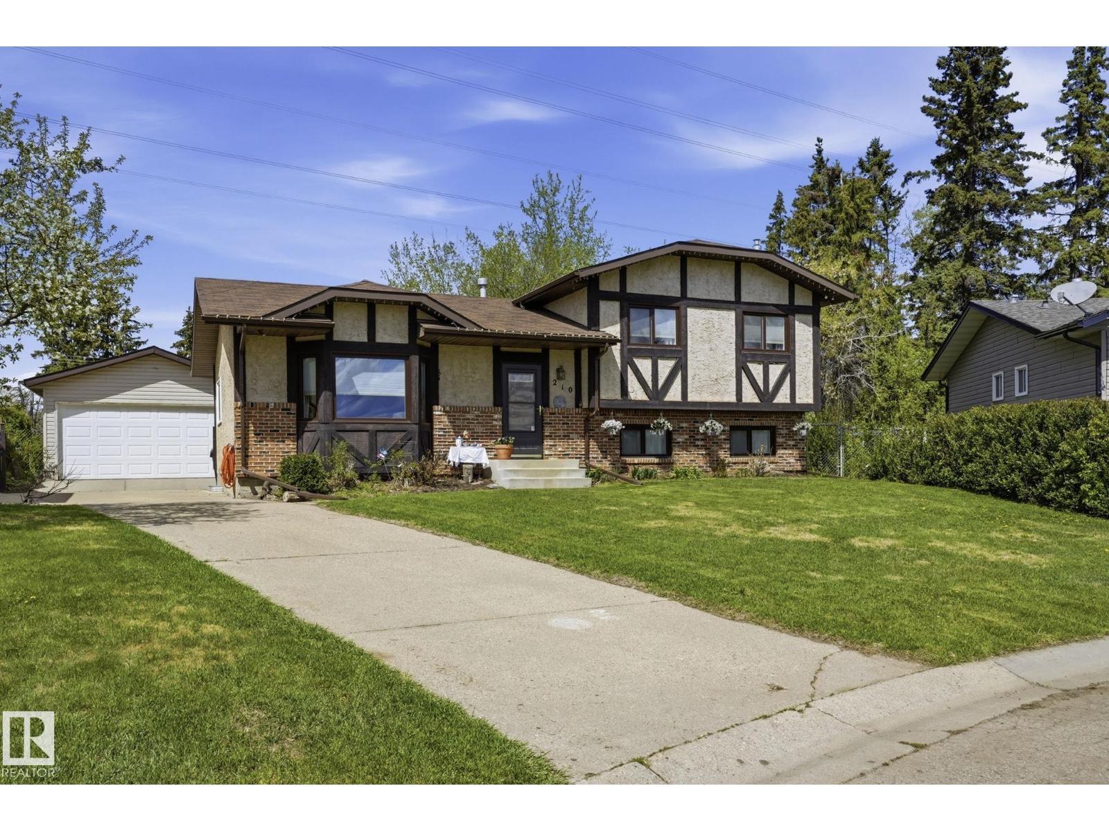 210 Porter Av, Millet, AB - Outdoor With Facade