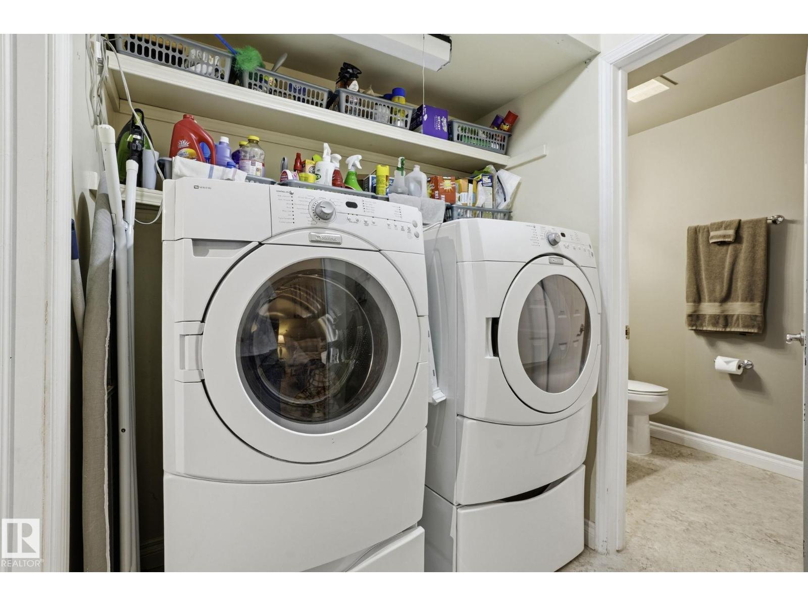 210 Porter Av, Millet, AB - Indoor Photo Showing Laundry Room