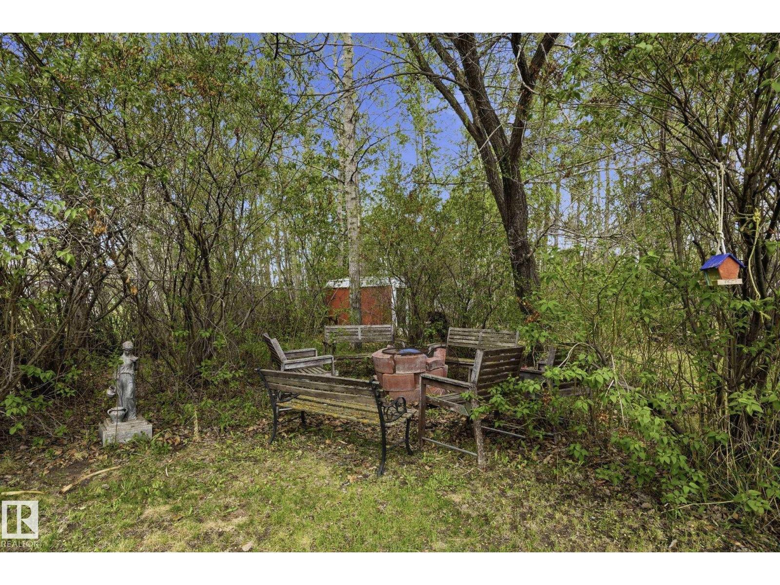210 Porter Av, Millet, AB - Outdoor