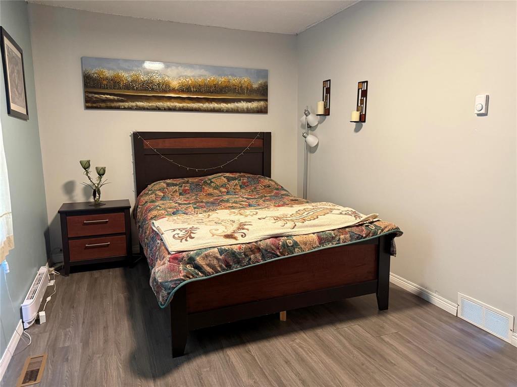 2 Walmore Drive, Ashern, MB - Indoor Photo Showing Bedroom