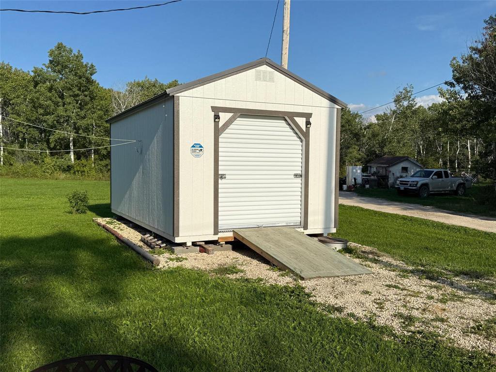 2 Walmore Drive, Ashern, MB - Outdoor