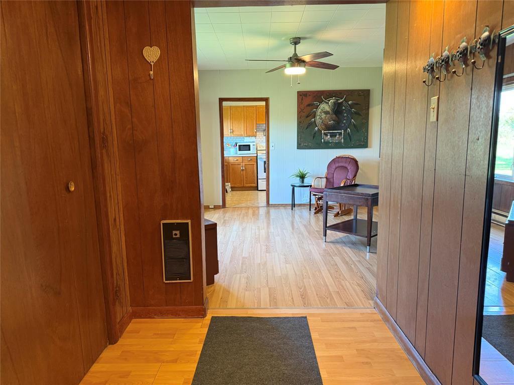 2 Walmore Drive, Ashern, MB - Indoor Photo Showing Other Room