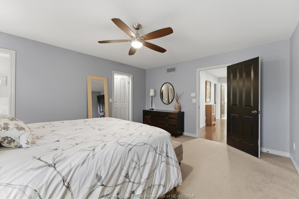 944 Thompson, Windsor, ON