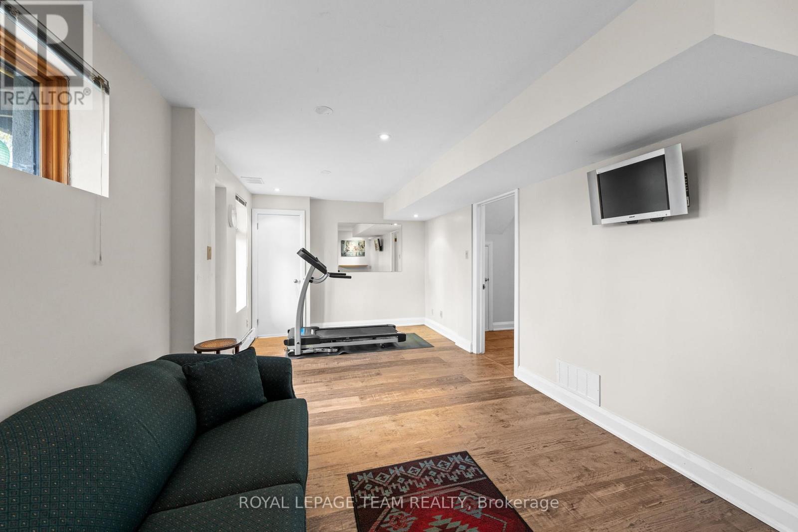 1965 Bromley Road, Ottawa, ON - Indoor