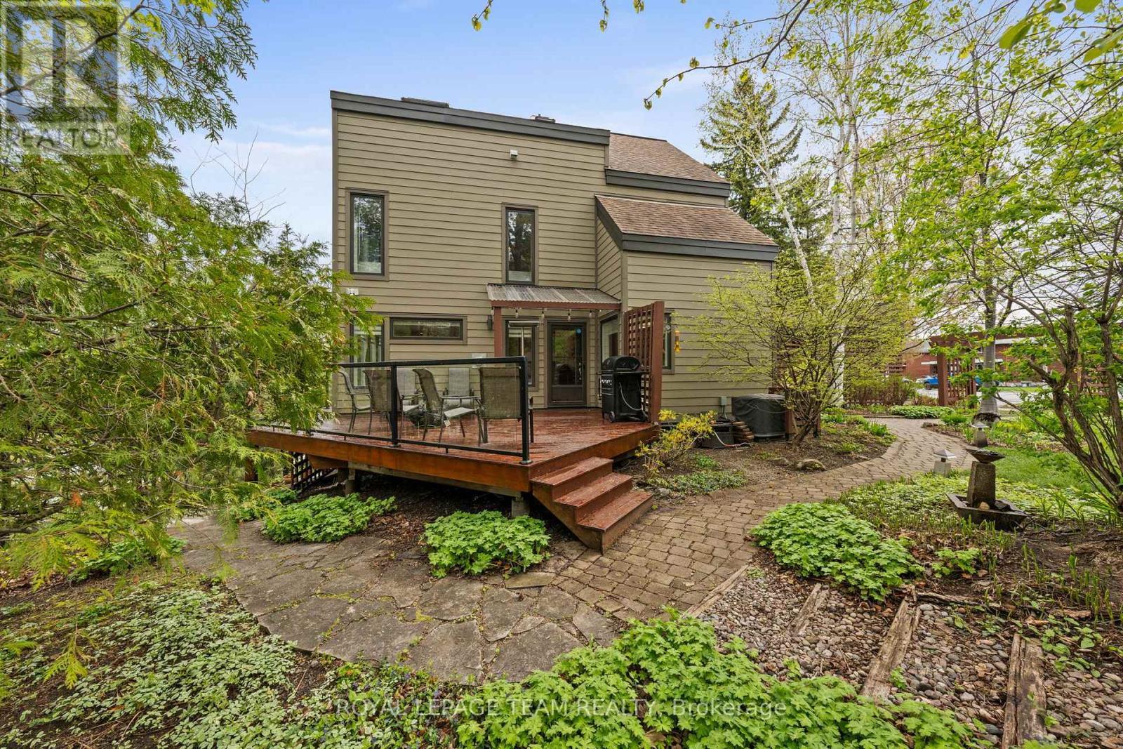 1965 Bromley Road, Ottawa, ON - Outdoor With Deck Patio Veranda