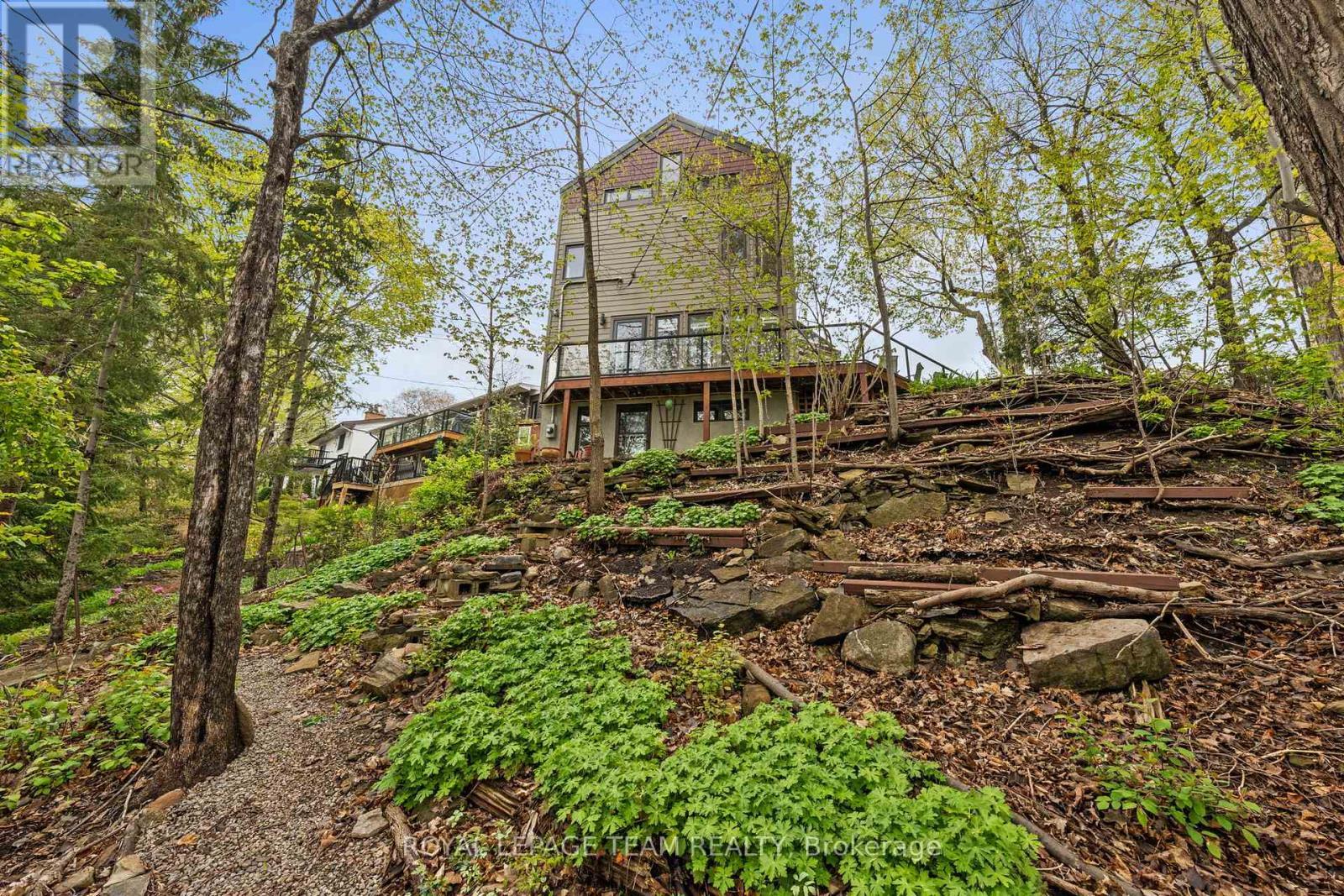 1965 Bromley Road, Ottawa, ON - Outdoor With Deck Patio Veranda