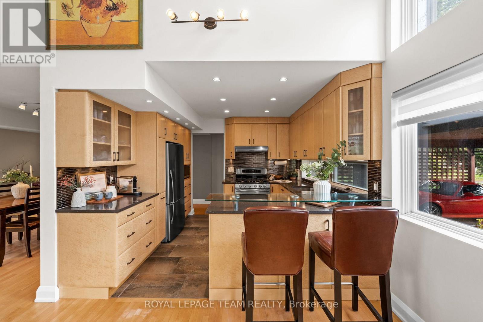 1965 Bromley Road, Ottawa, ON - Indoor
