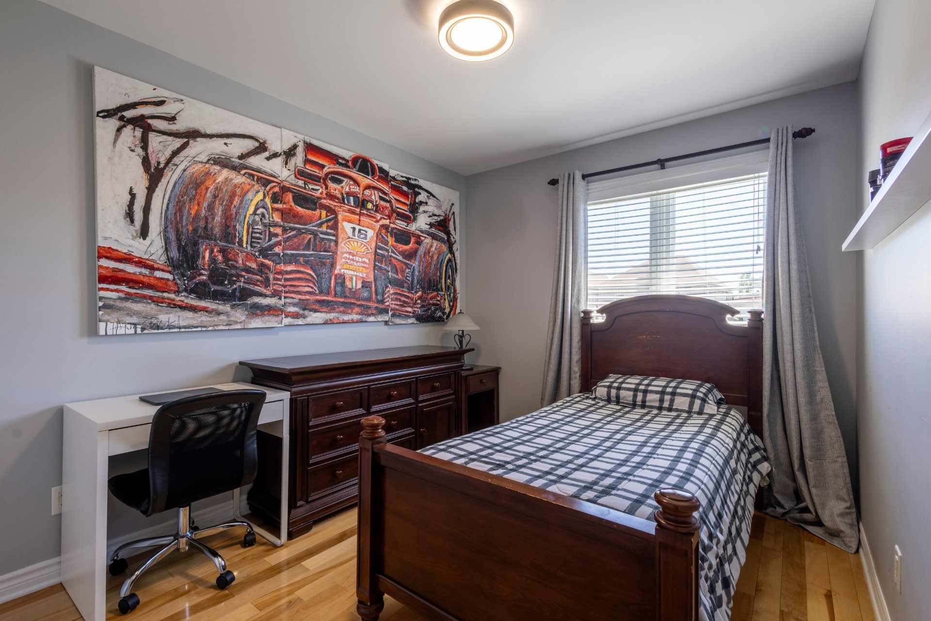 Chambre à coucher - 12268 Rue Marcelle-Gauvreau, Montréal (Rivière-Des-Prairies/Pointe-Aux-Trembles), QC - Indoor Photo Showing Bedroom