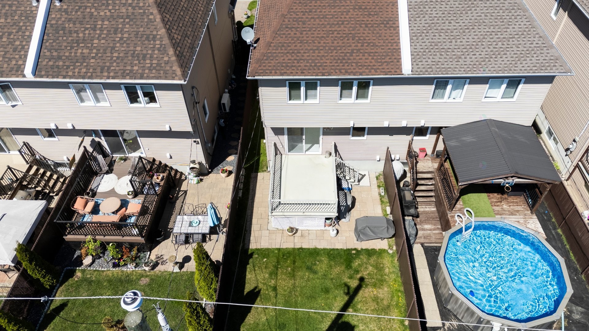 Photo aérienne - 12268 Rue Marcelle-Gauvreau, Montréal (Rivière-Des-Prairies/Pointe-Aux-Trembles), QC - Outdoor