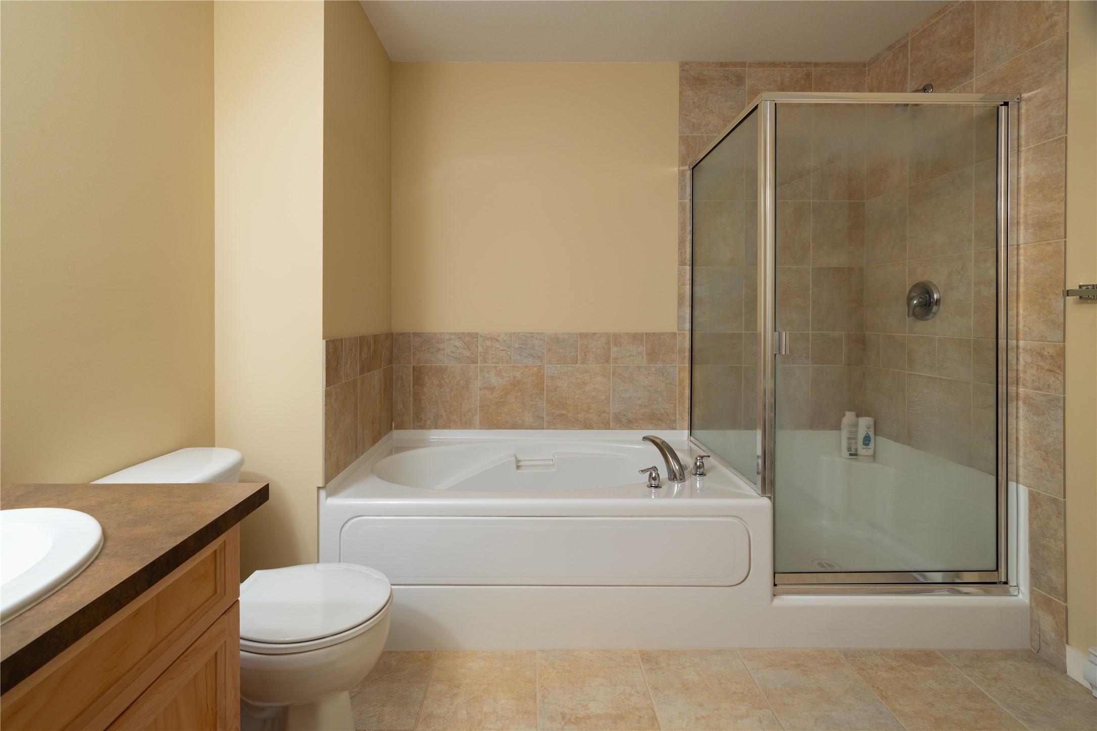 108-2120 Shannon Ridge Drive, West Kelowna, BC