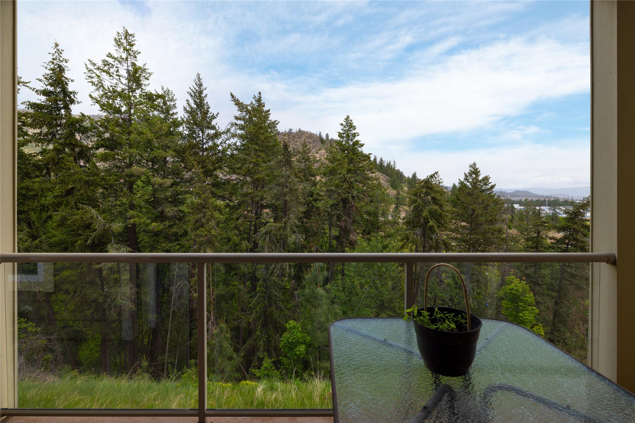 108-2120 Shannon Ridge Drive, West Kelowna, BC