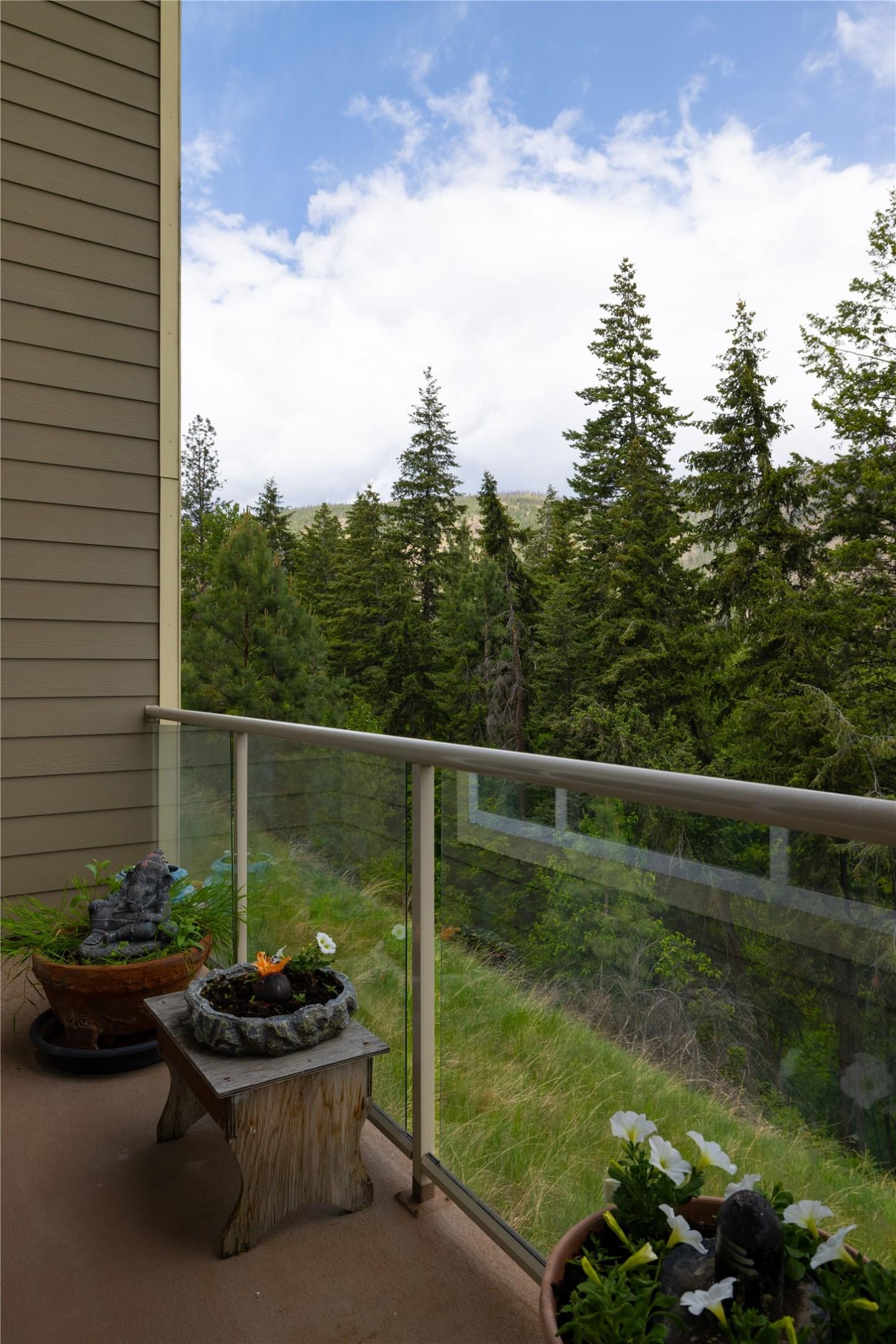 108-2120 Shannon Ridge Drive, West Kelowna, BC