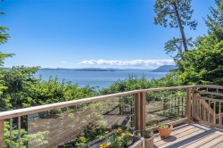 2659 Schooner Way Pender Island, BC V0N 2M2