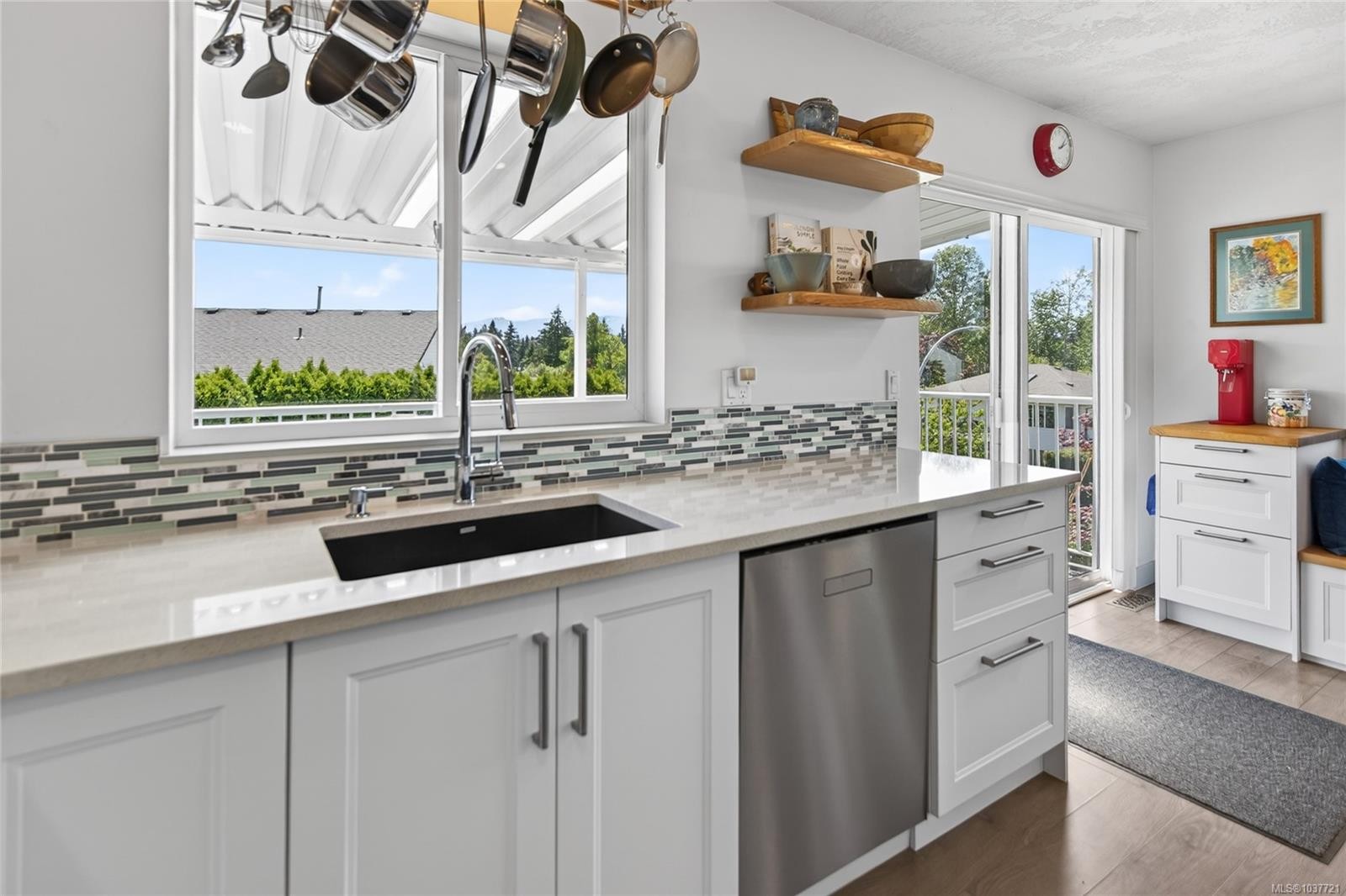 1425 Sabre Crt, Comox, BC