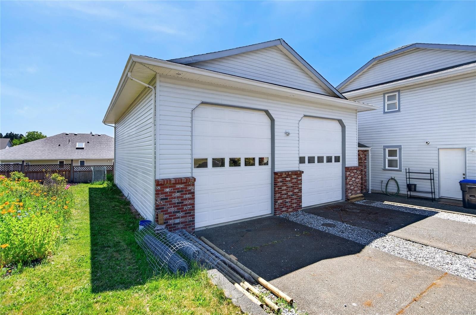 1425 Sabre Crt, Comox, BC