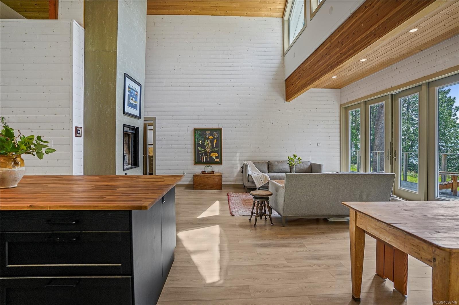 105 Mapleleaf Lane, Sidney Island, BC