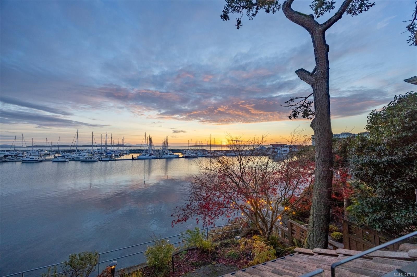 101-9949 Third St, Sidney, BC - Outdoor With Body Of Water With View
