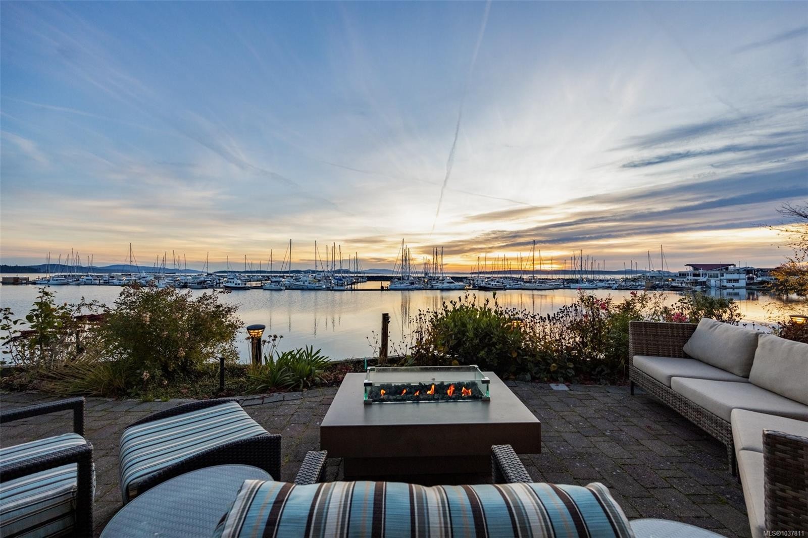 101-9949 Third St, Sidney, BC - Outdoor With Deck Patio Veranda With View
