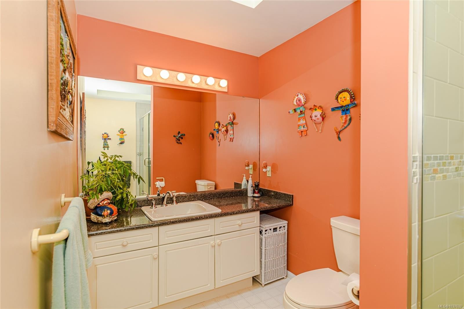 204 Cormorant Cres, Salt Spring, BC