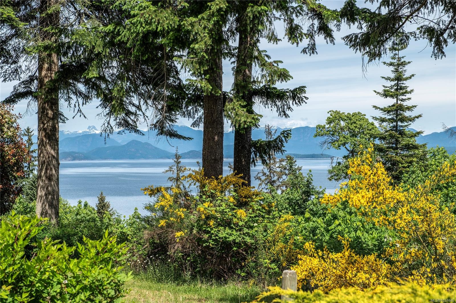 229 Quadra Loop, Quadra Island, BC