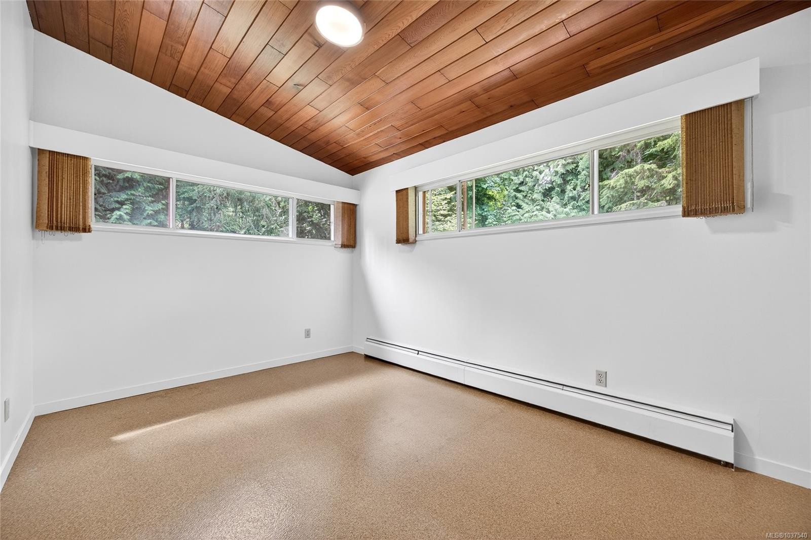 300 Walkers Hook Rd, Salt Spring, BC