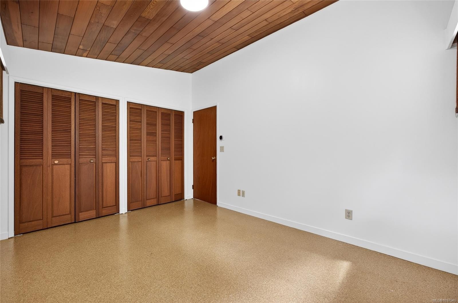 300 Walkers Hook Rd, Salt Spring, BC