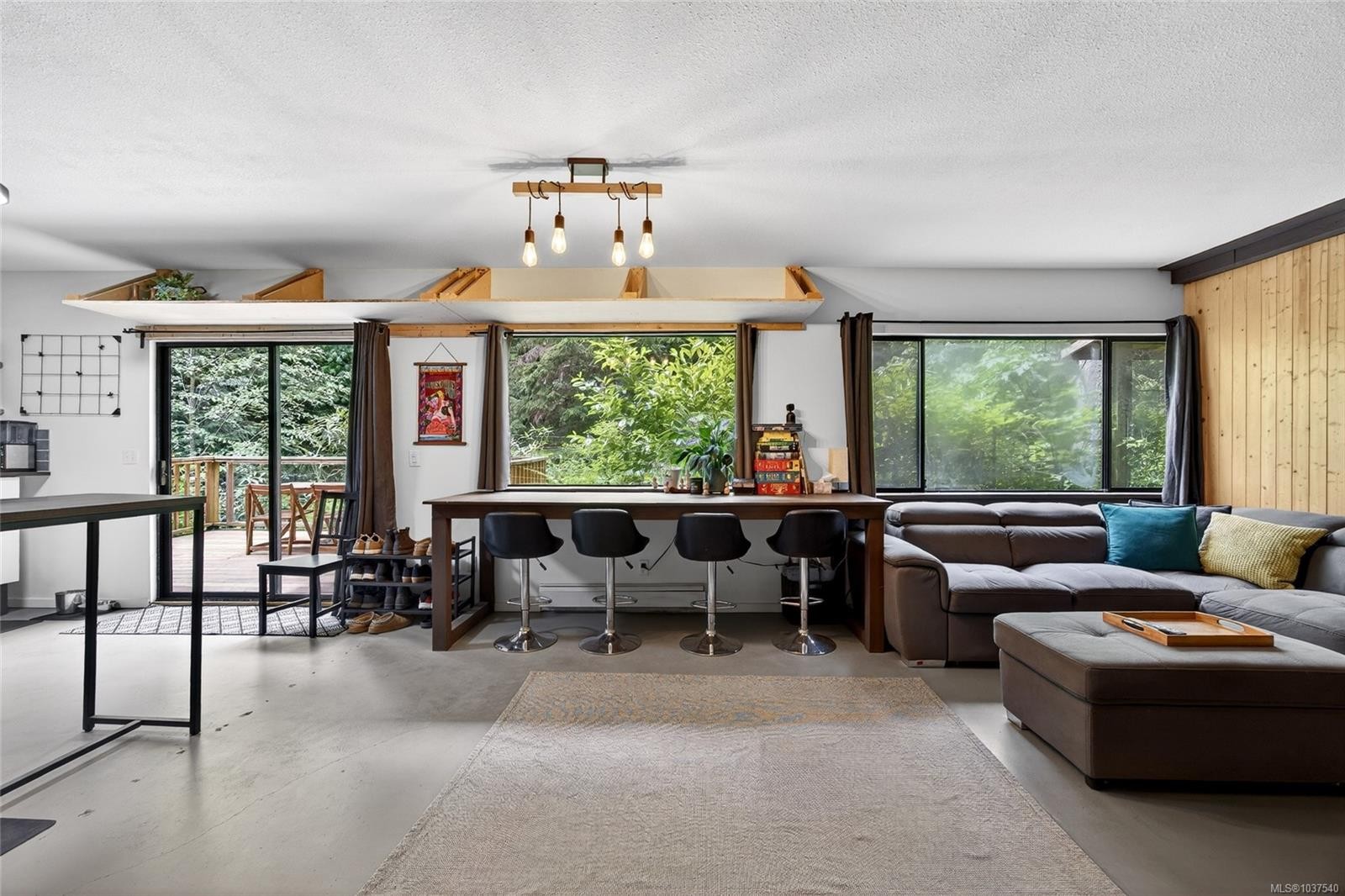 300 Walkers Hook Rd, Salt Spring, BC