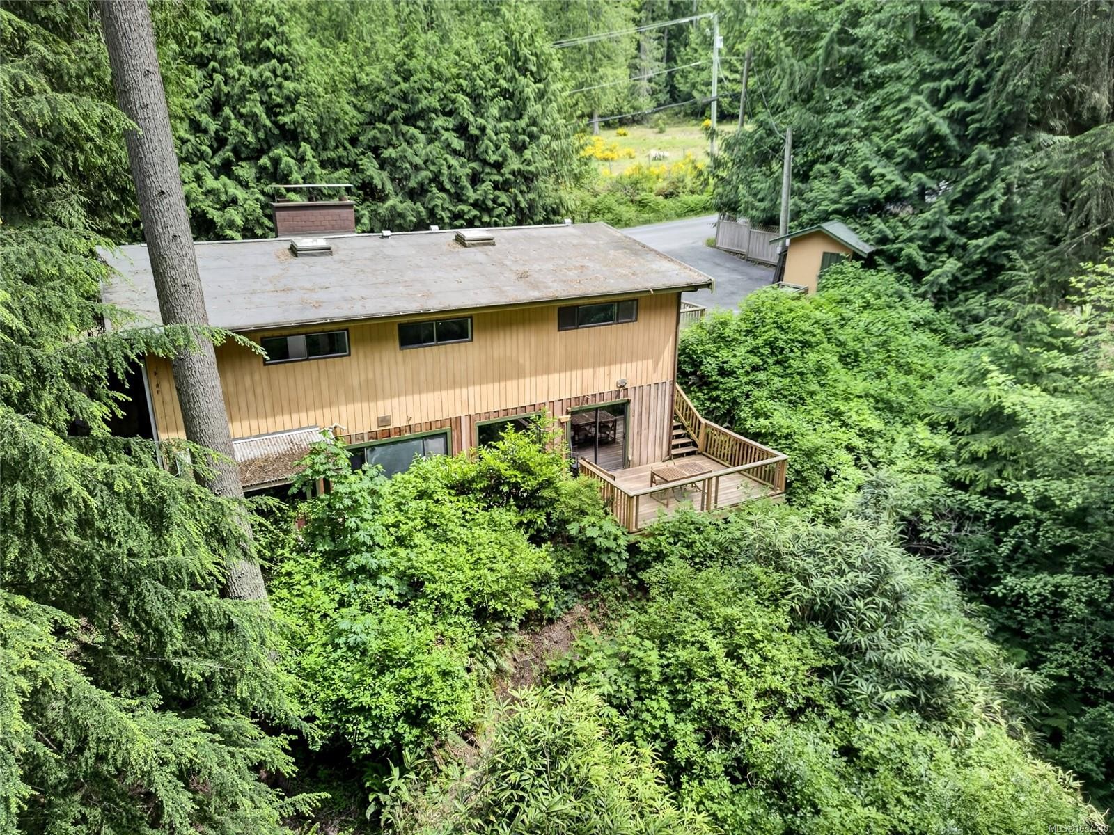 300 Walkers Hook Rd, Salt Spring, BC