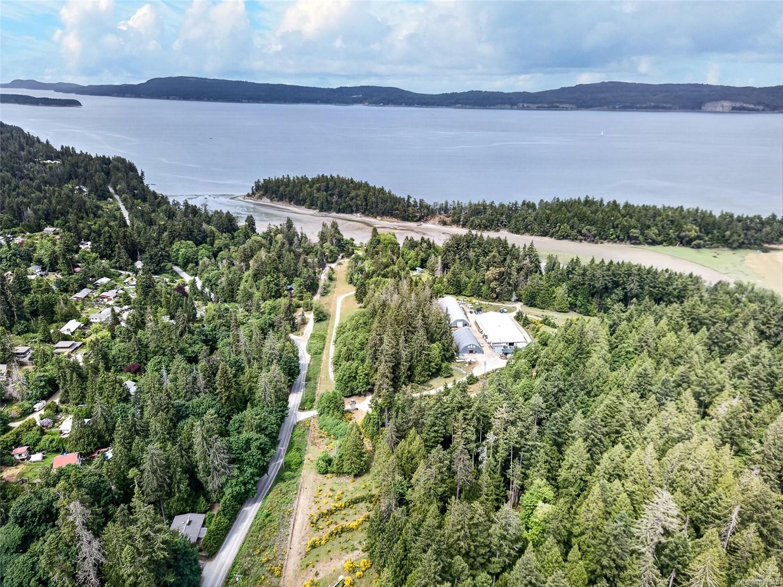 300 Walkers Hook Rd, Salt Spring, BC