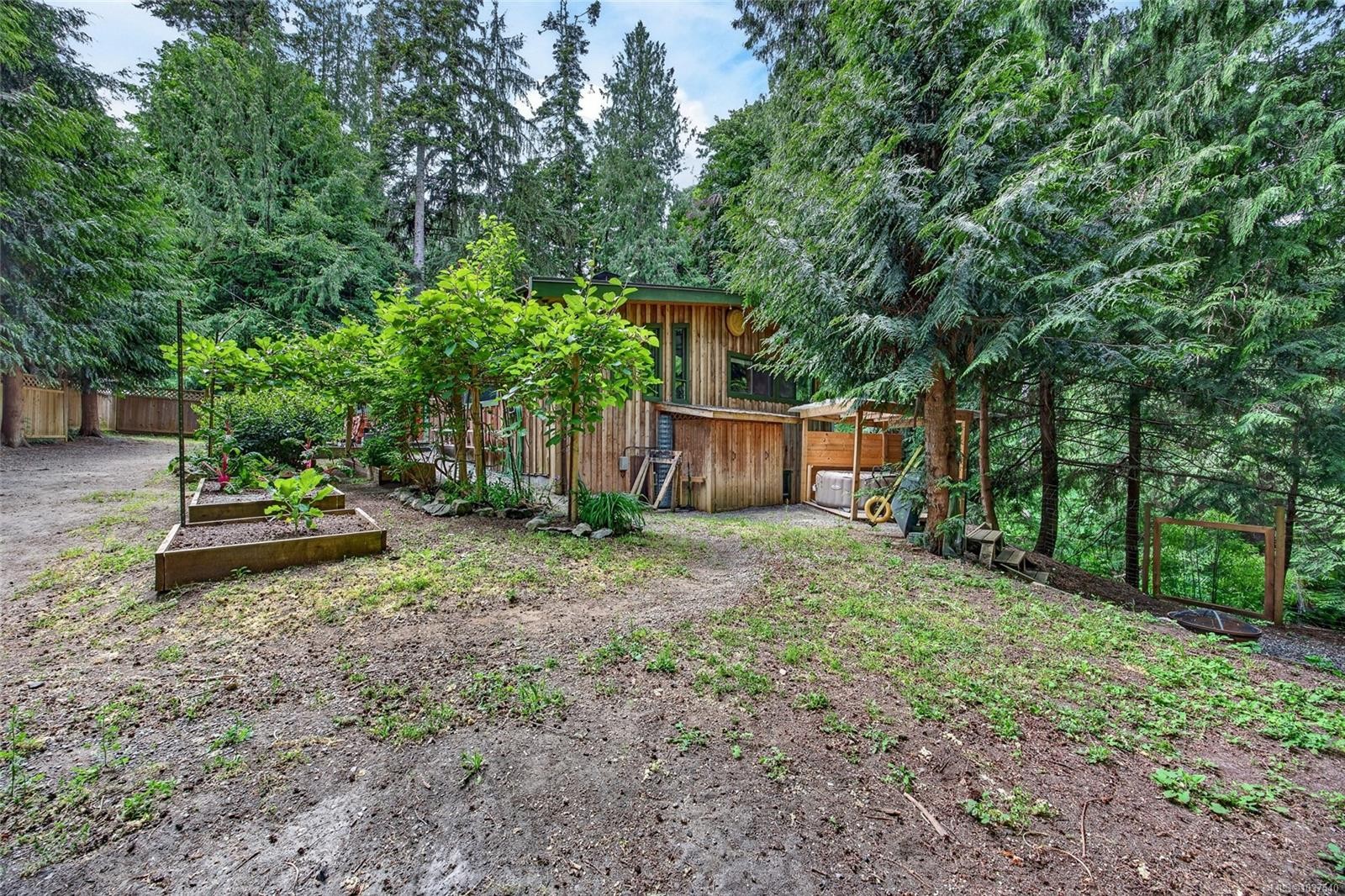 300 Walkers Hook Rd, Salt Spring, BC