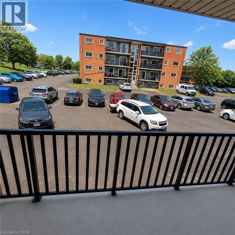 2 Normandy Drive Unit# 10, Guelph, ON