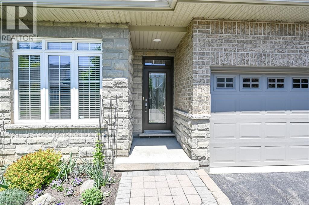 9 Grovetree Trail, Hamilton, ON - Outdoor