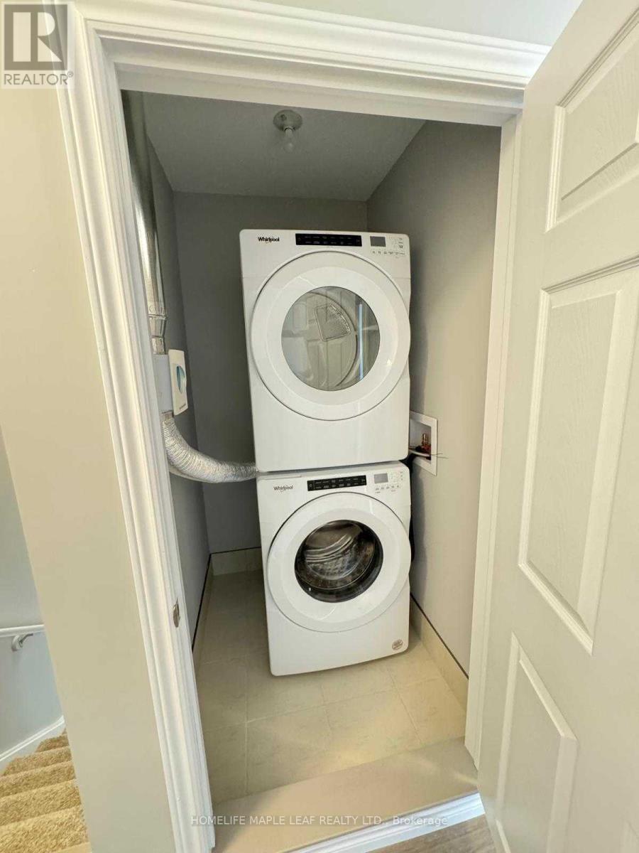 146 Oat Lane, Kitchener, ON - Indoor Photo Showing Laundry Room