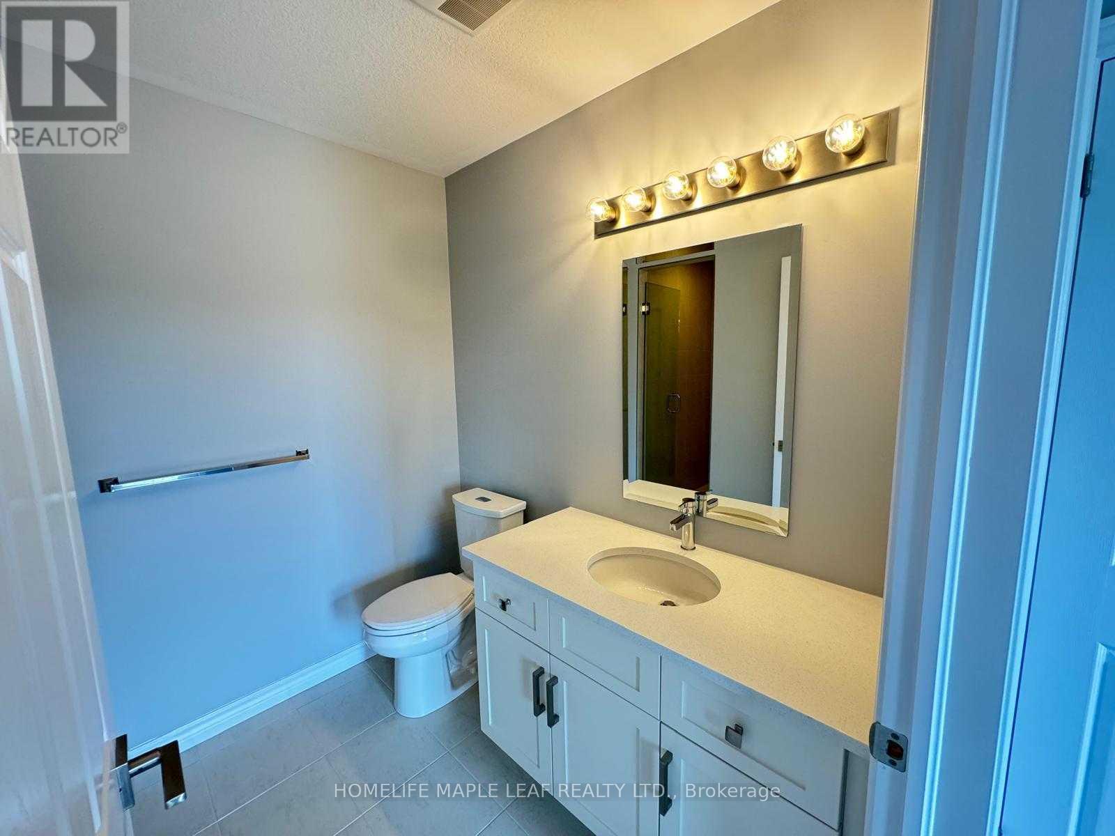 146 Oat Lane, Kitchener, ON - Indoor Photo Showing Bathroom