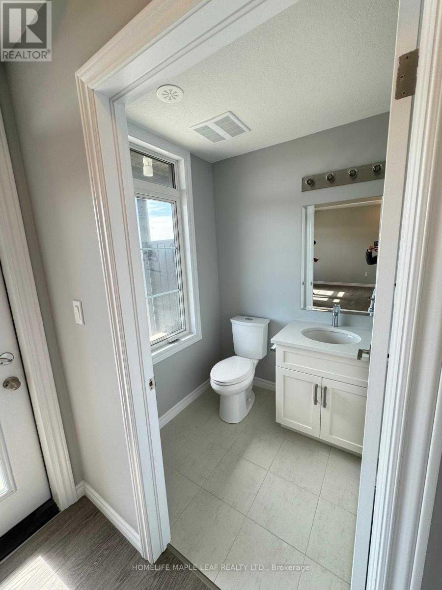 146 Oat Lane, Kitchener, ON - Indoor Photo Showing Bathroom