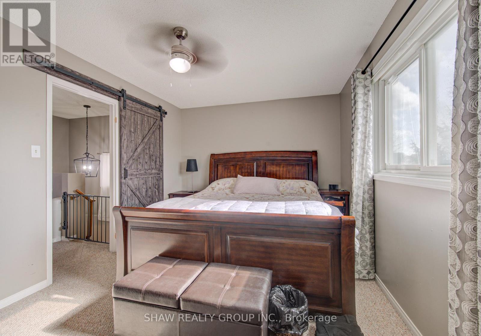 334 Christopher Drive, Cambridge, ON - Indoor Photo Showing Bedroom