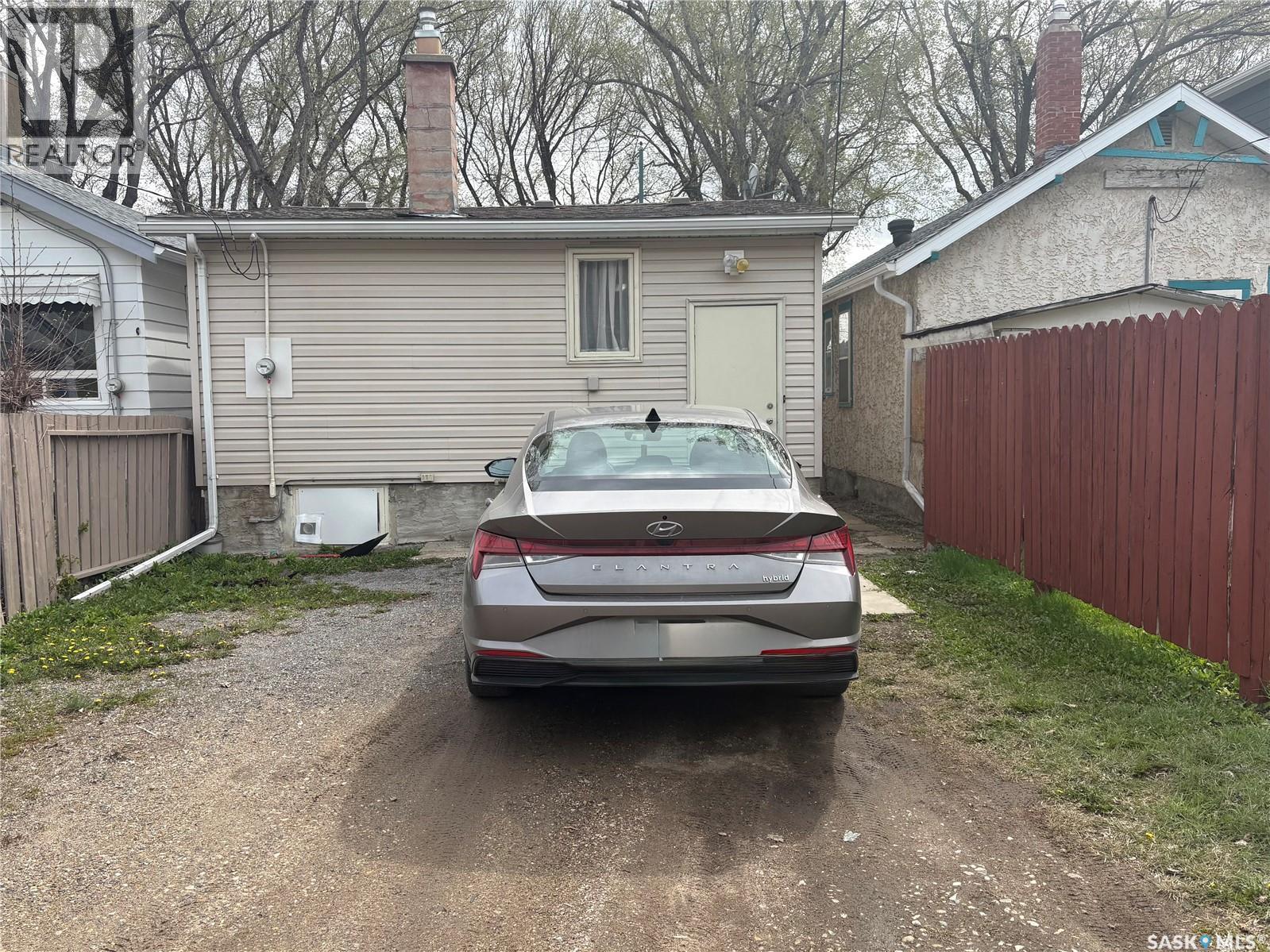 2234 Winnipeg Street, Regina, SK - Outdoor