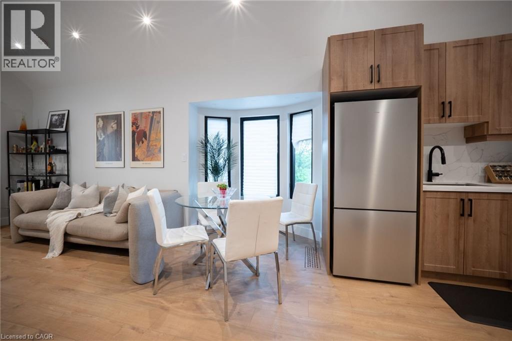 236 Macaulay Street E, Hamilton, ON - Indoor Photo Showing Other Room