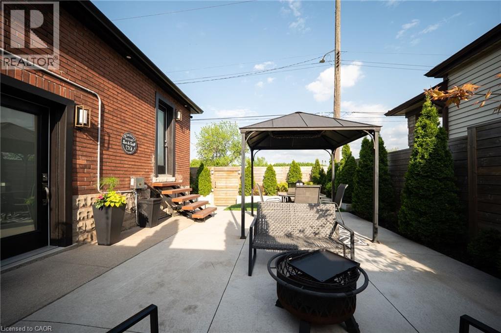 236 Macaulay Street E, Hamilton, ON - Outdoor With Deck Patio Veranda With Exterior