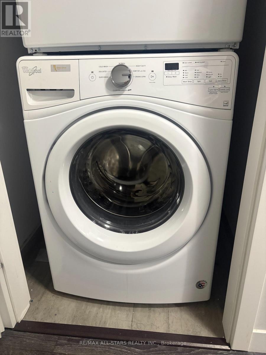 219 - 338 Albert Street, Waterloo, ON - Indoor Photo Showing Laundry Room
