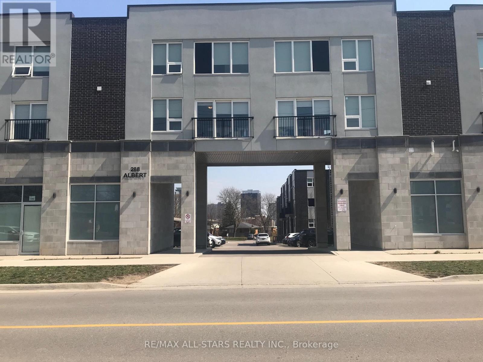 219 - 338 Albert Street, Waterloo, ON - Outdoor