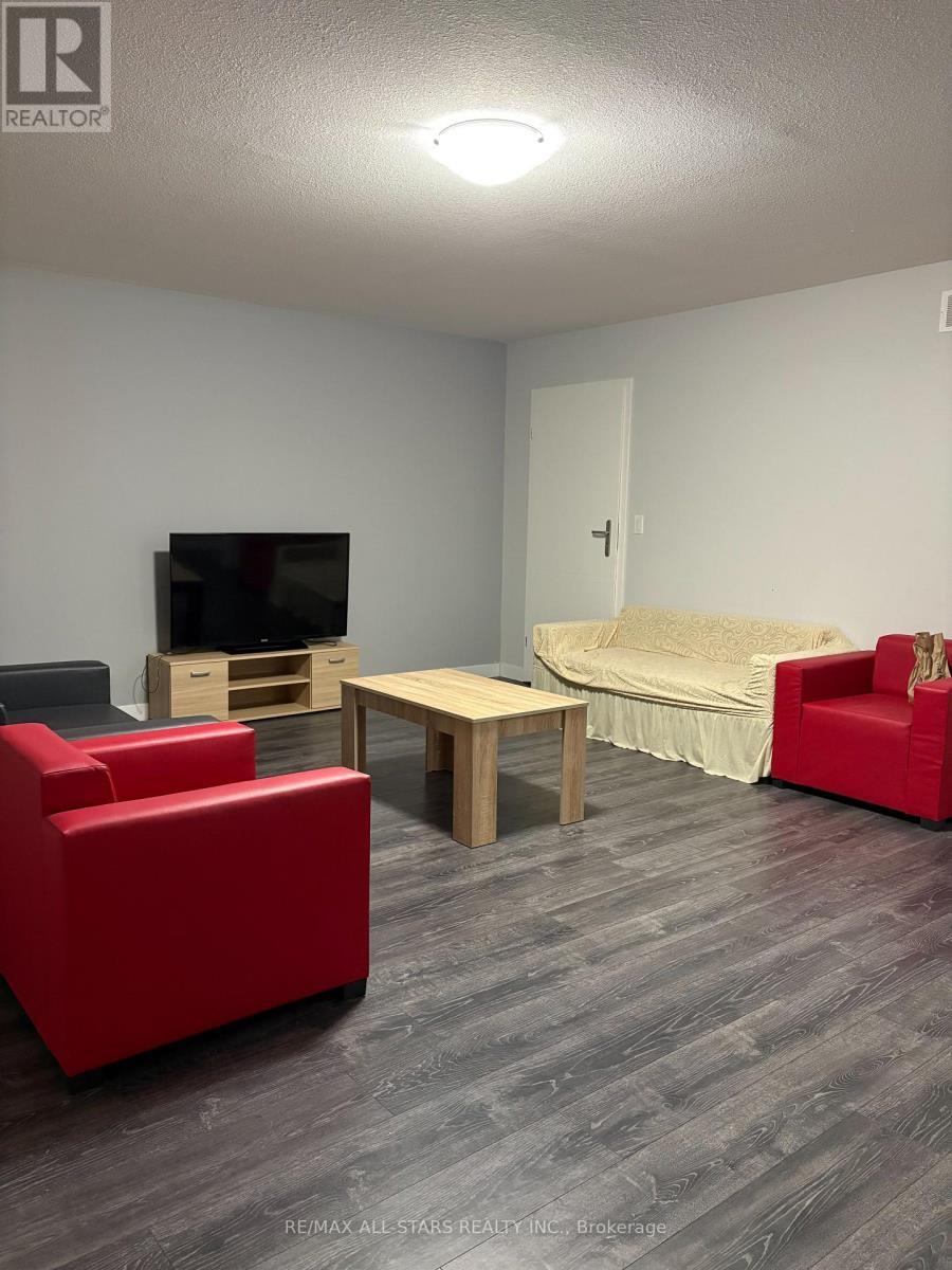 219 - 338 Albert Street, Waterloo, ON - Indoor